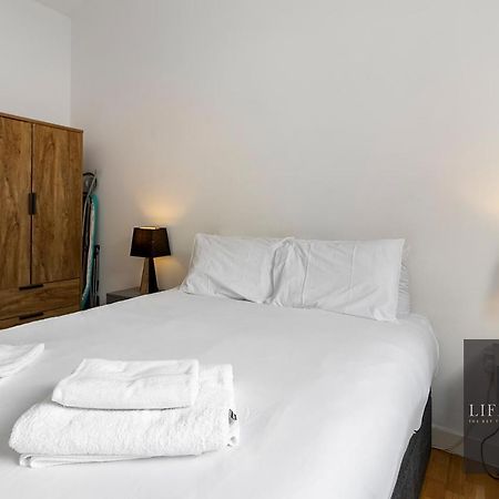 Smythen St, 2 Bed Apartment With Balcony Exeter Exteriér fotografie